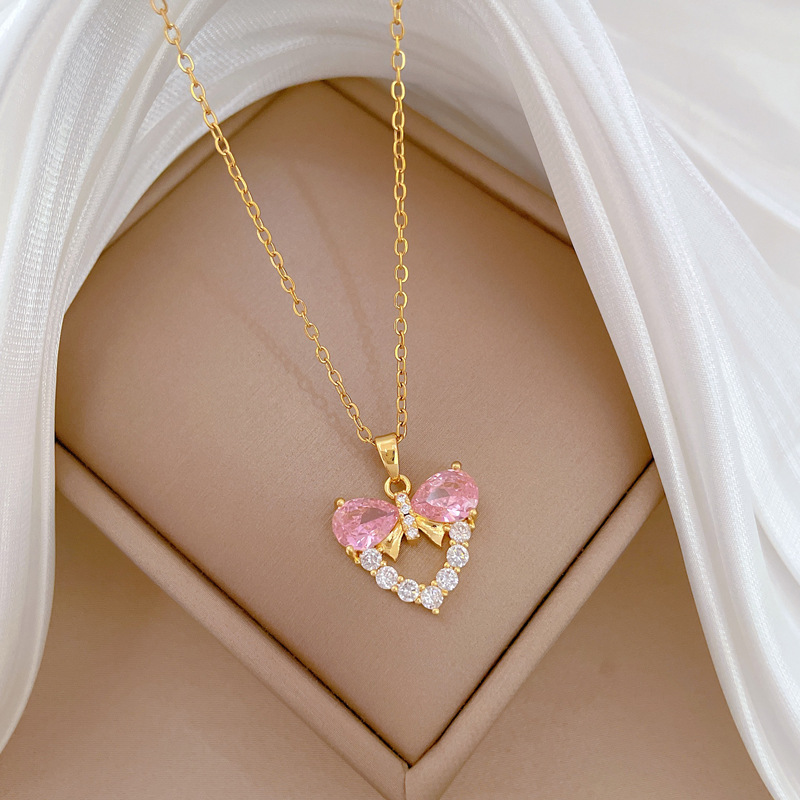 Модный роскошный кулон в форме – обзор и цена Butterfly Clasp Deployant