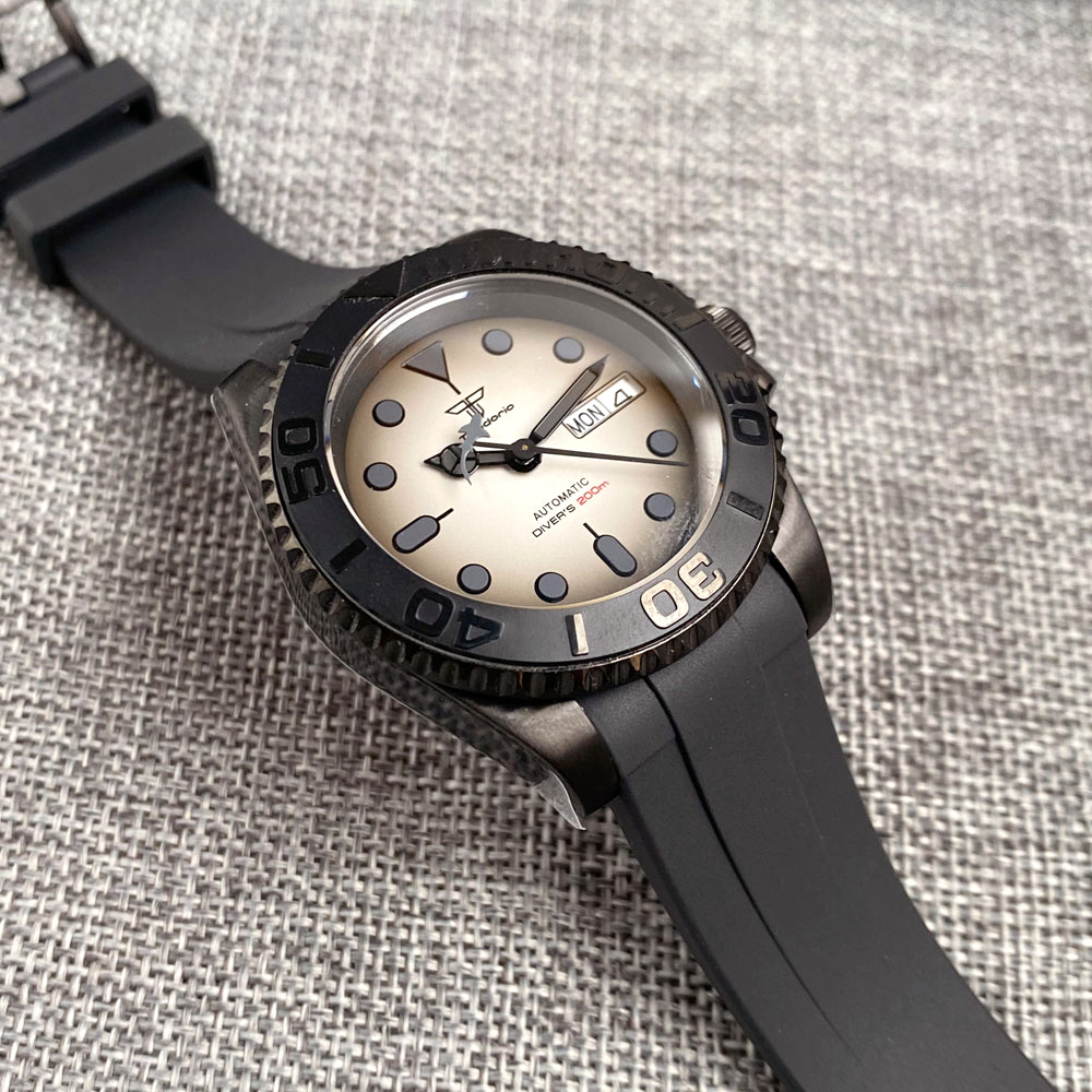 Водонепроницаемый винтажный че – обзор и цена Rubber Strap Diver